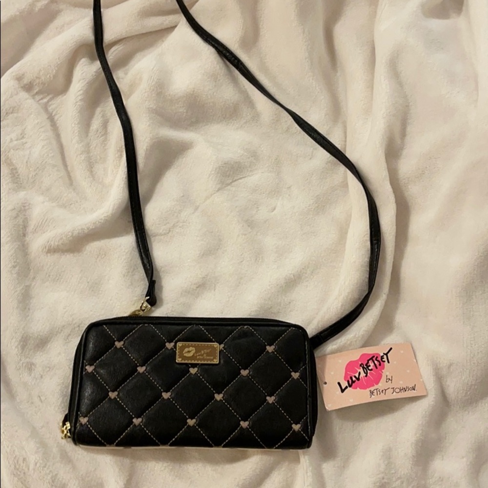 Betsey Johnson crossbody wallet
